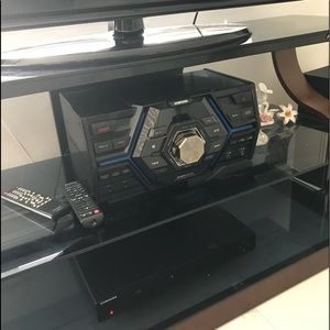 Meet your Posher, Miriam